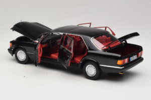 Mercedes 560 SEL W126 Negro Con Interior Rojo Norev 1:18 183788 Metal - imagen 7 de 8