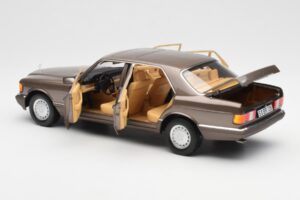 Mercedes 560 SEL W126 Impala Marrón Edición Dealer Norev 1:18 B66040646 Metal - imagen 5 de 8