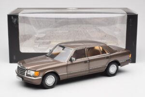 Mercedes 560 SEL W126 Impala Marrón Edición Dealer Norev 1:18 B66040646 Metal - imagen 8 de 8