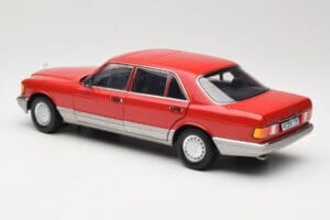 Mercedes 560 SEL W126 Rojo Norev 1:18 183463 Metal - imagen 7 de 8