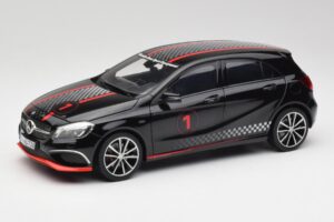 Mercedes A-Class W176 AMG Negro Norev 1:18 183596 Metal
