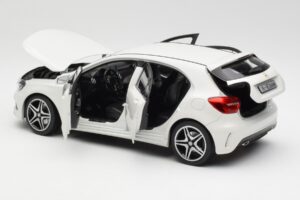 Mercedes A-Class W176 Cirrus Blanco Norev 1:18 B66960126 Metal - imagen 5 de 8