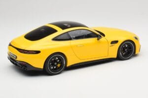 Mercedes AMG GT 43 C192 Turbo Sun Yellow NZG 1:18 B66960587 Metal - imagen 3 de 8