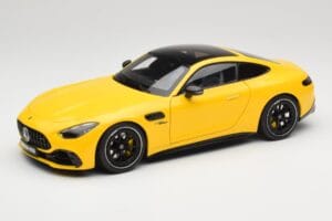 Mercedes AMG GT 43 C192 Turbo Sun Yellow NZG 1:18 B66960587 Metal