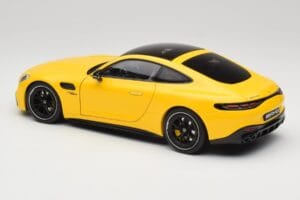 Mercedes AMG GT 43 C192 Turbo Sun Yellow NZG 1:18 B66960587 Metal - imagen 7 de 8