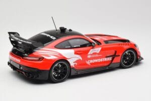 Mercedes AMG GT Black Series C190 Safety Car F1 2023 Minichamps 1:18 155032091 Metal - imagen 2 de 6