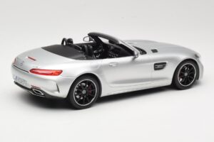Mercedes AMG GT C Roadster R190 Plata Norev 1:18 183453 Metal - imagen 2 de 6
