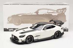Mercedes AMG GT C190 Black Series Diamond White Metallic Minichamps 1:18 110032020 Metal - imagen 8 de 8