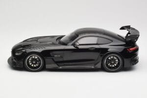 Mercedes AMG GT C190 Black Series Jet Black Metallic Minichamps 1:18 155032024 Metal - imagen 3 de 6