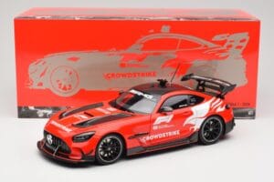 Mercedes AMG GT C190 Black Series Safety Car F1 2024 Minichamps 1:18 110032090 Metal - imagen 8 de 8