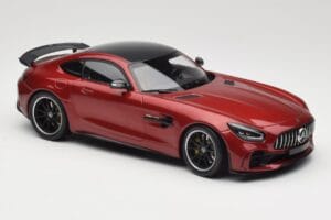 Mercedes AMG GT R C190 Jupiter Red Metallic Minichamps 1:18 155036027 Metal - imagen 4 de 6