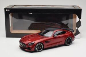 Mercedes AMG GT R C190 Jupiter Red Metallic Minichamps 1:18 155036027 Metal - imagen 6 de 6