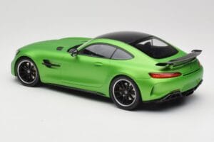 Mercedes AMG GT R C190 Verde Mate Minichamps 1:18 155036020 Metal - imagen 5 de 6