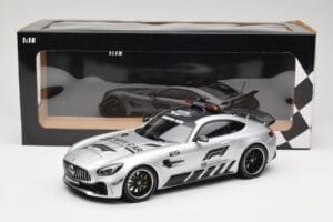 Mercedes AMG GT R C190 Safety Car F1 2019 Minichamps 1:18 155036090 Metal - imagen 6 de 6
