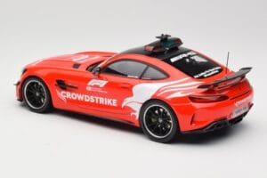 Mercedes AMG GT R C190 Safety Car F1 2021 Minichamps 1:18 155036095 Metal - imagen 5 de 6