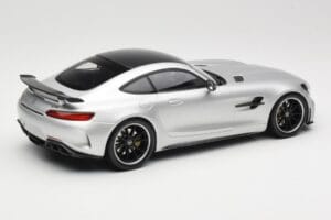 Mercedes AMG GT R C190 Plata Minichamps 1:18 155036025 Metal - imagen 2 de 6