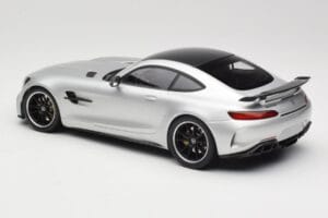 Mercedes AMG GT R C190 Plata Minichamps 1:18 155036025 Metal - imagen 5 de 6