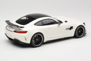 Mercedes AMG GT R C190 Blanco Metalizado Minichamps 1:18 155036028 Metal - imagen 2 de 6