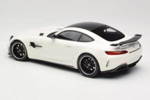 Mercedes AMG GT R C190 Blanco Metalizado Minichamps 1:18 155036028 Metal - imagen 5 de 6