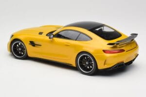 Mercedes AMG GT R C190 Amarillo Minichamps 1:18 155036021 Metal - imagen 5 de 6