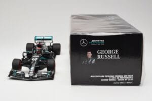 Mercedes AMG Petronas W11 #63 G. Russell Sakhir GP 2020 Minichamps 1:18 110201663 Metal - imagen 6 de 6