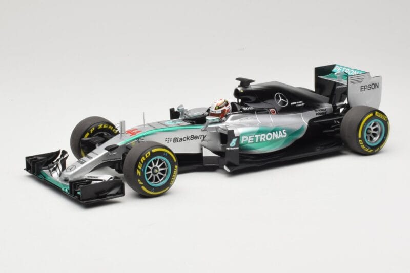 Mercedes AMG Petronas W06 Hybrid #44 L. Hamilton F1 World Champion 2015 Minichamps 1:18 186150044 Metal