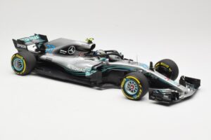 Mercedes AMG Petronas W09 #77 V. Bottas F1 2018 Minichamps 1:18 110180077 Metal - imagen 4 de 6