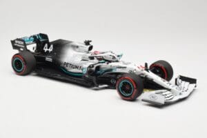 Mercedes AMG Petronas W10 #44 L. Hamilton Winner German GP 2019 Minichamps 1:18 110191144 Metal - imagen 4 de 6