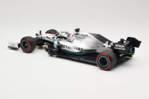 Mercedes AMG Petronas W10 #44 L. Hamilton Winner German GP 2019 Minichamps 1:18 110191144 Metal - imagen 5 de 6