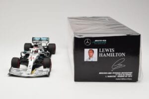 Mercedes AMG Petronas W10 #44 L. Hamilton Winner German GP 2019 Minichamps 1:18 110191144 Metal - imagen 6 de 6