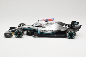 Mercedes AMG Petronas W10 #44 L. Hamilton Winner British GP 2019 Minichamps 1:18 110191044 Metal - imagen 3 de 6