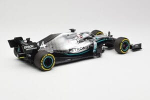 Mercedes AMG Petronas W10 #44 L. Hamilton F1 World Champion 2019 Minichamps 1:18 110190044 Metal - imagen 2 de 6