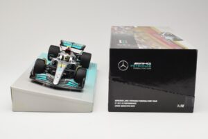 Mercedes AMG Petronas W13 E Performance #44 L. Hamilton 2022 Minichamps 1:18 113220044 Metal - imagen 6 de 6