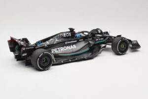 Mercedes AMG Petronas W14 E Performance #63 G. Russell Australian GP 2023 Minichamps 1:18 110230363 Metal - imagen 2 de 6