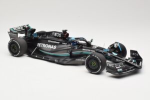 Mercedes AMG Petronas W14 E Performance #63 G. Russell Australian GP 2023 Minichamps 1:18 110230363 Metal - imagen 4 de 6
