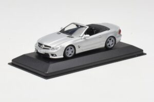 Mercedes AMG SL63 R230 Plata Minichamps 1:43 B66960018-R Metal - imagen 2 de 4