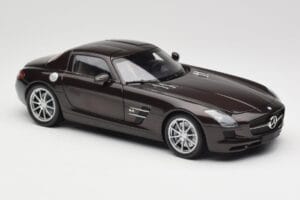 Mercedes AMG SLS C197 Brown Metallic Minichamps 1:18 100039028 Metal - imagen 6 de 8