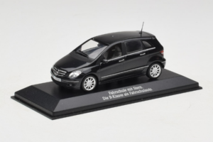 Mercedes B-Class W245 Autoescuela Negro Minichamps 1:43 MB005 Metal - imagen 2 de 4