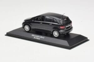 Mercedes B-Class W245 Cosmos Black Minichamps 1:43 B66962218 Metal - imagen 3 de 4