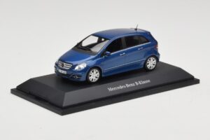 Mercedes B-Class W245 Lotus Blue Metallic Minichamps 1:43 B66962407 Metal - imagen 2 de 4