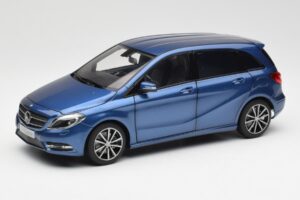 Mercedes B-Class W246 Lotus Azul Metalizado Norev 1:18 B66961410 Metal