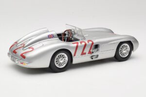 Mercedes 300 SLR W196S #722 S. Moss / D. Jenkinson Mille Miglia Winner 1955 Maisto 1:18 536887 Metal - imagen 3 de 8