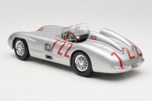 Mercedes 300 SLR W196S #722 S. Moss / D. Jenkinson Mille Miglia Winner 1955 Maisto 1:18 536887 Metal - imagen 7 de 8