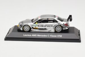Mercedes C-Class C204 #8 R. Schumacher HWA DTM 2010 Minichamps 1:43 B66961414 Metal