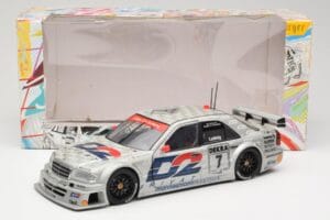 Mercedes C-Class W202 #7 K. Ludwig AMG-Mercedes Team Zakspeed DTM 1994 UT Models 1:18 180943307 Metal - imagen 8 de 8