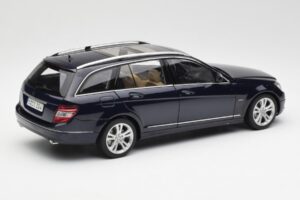 Mercedes C-Class S204 T-Modell Tanzanite Azul AUTOart 1:18 B66962352 Metal - imagen 3 de 8