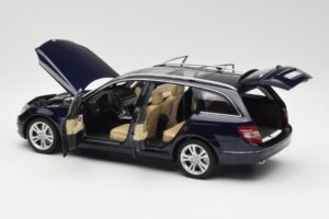 Mercedes C-Class S204 T-Modell Tanzanite Azul AUTOart 1:18 B66962352 Metal - imagen 5 de 8