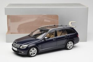 Mercedes C-Class S204 T-Modell Tanzanite Azul AUTOart 1:18 B66962352 Metal - imagen 8 de 8