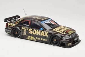 Mercedes C-Class W202 #3 J. van Ommen AMG Mercedes Team DTM 1995 UT Models 1:18 180953303 Metal - imagen 6 de 8