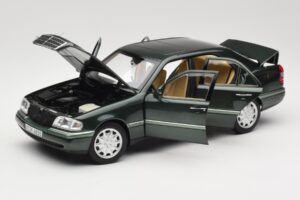 Mercedes C-Class W202 Malachite Green Norev 1:18 183372 Metal - imagen 2 de 8